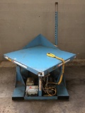 Vestil Electric Hydraulic Corner Tilt Table