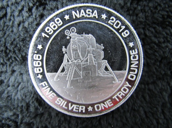 1 Troy Ounce NASA Apollo 11 Silver Round-