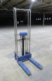 Vestil Manual Hydraulic Lift-