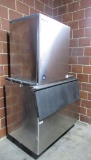 Hoshizaki Ice Maker with Storage-