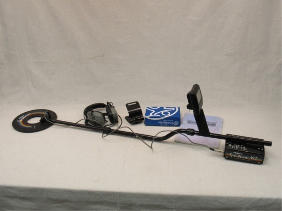 White's Spectrum XLT Metal Detector-