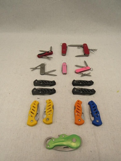 (qty - 15) Assorted Pocket Knives-
