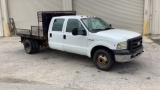 2006 Ford F-350 Crew Cab Flat Bed 2WD