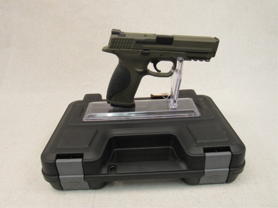 Smith & Wesson M&P40 .40-
