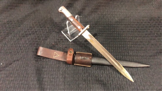 Russian Bayonett w/ Scabbard-