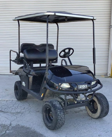 Textron E-Z-Go Cart Valor