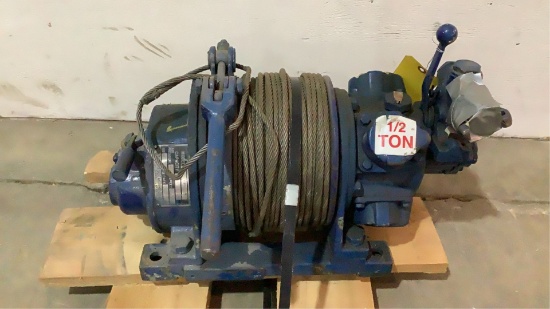 San-EI Seiki Seisakusho 1/2 Ton Pneumatic Winch W-