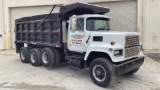 1995 Ford LT9000 Tri Axle Dump Truck 4x2
