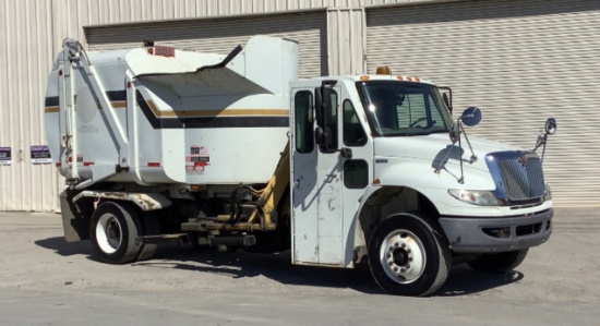 2009 International 4300 SBA Garbage Truck 4x2