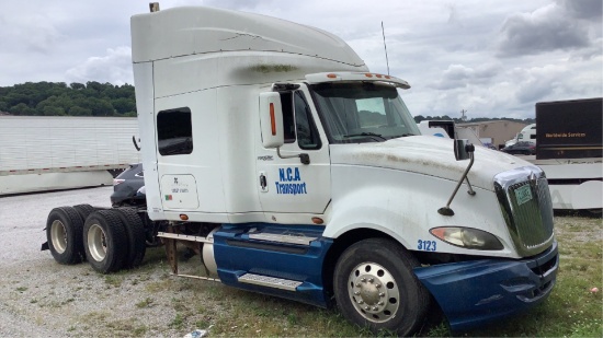 2010 International ProStar Premium 6X4 Sleeper