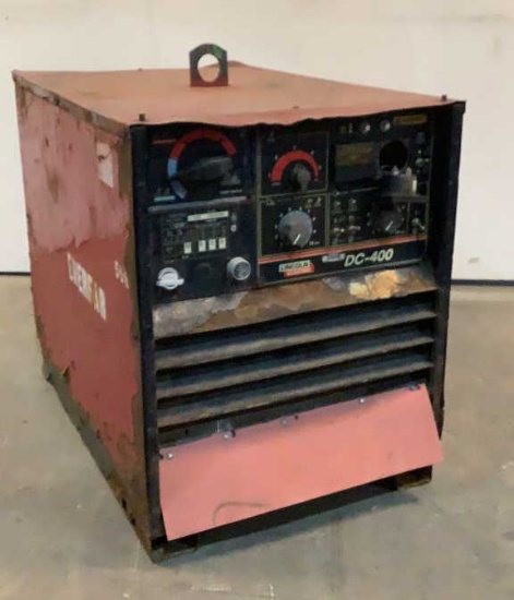 Lincoln Electric Welder DC-400