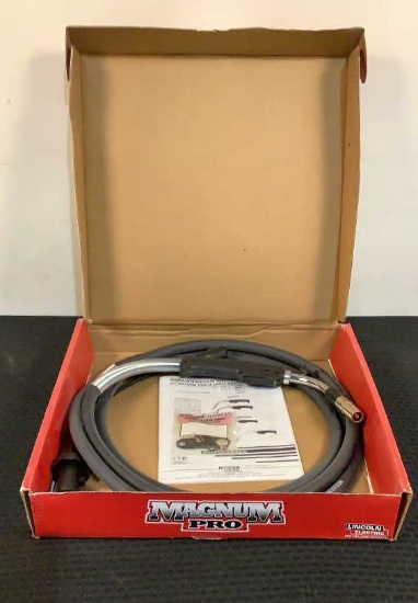 Lincoln Electric Magnum Pro Curve 300 MIG Welding