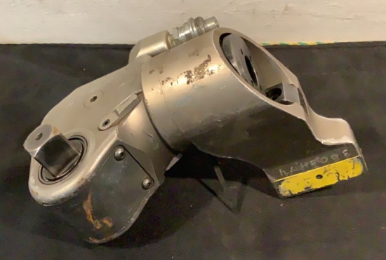 Wren 1" Hydraulic Torque Wrench