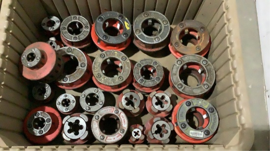 (22) Rigid Assorted Pipe Threader Dies