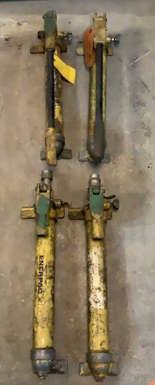(4) Hydraulic Hand Pumps