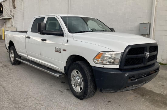 2016 Ram Pickup 3500 Crew Cab Long Bed 2WD