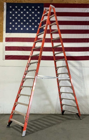 Werner 16' Fiberglass Step Ladder