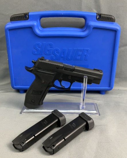 Sig Sauer P226 Blackwater 9mm Para