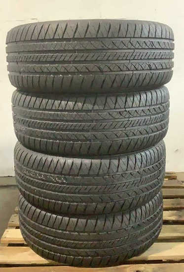 (4) Kelly 235/55R17 Tires Edge A/S