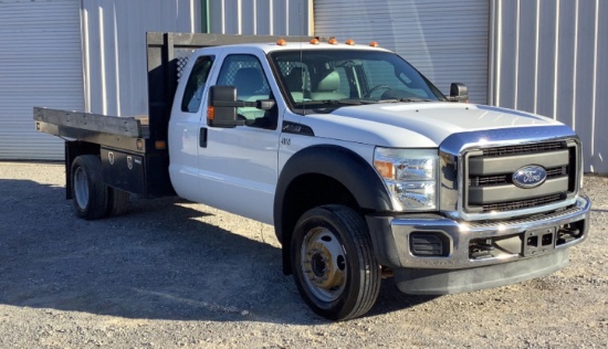 2015 Ford F-550 Flatbed Truck 4X2