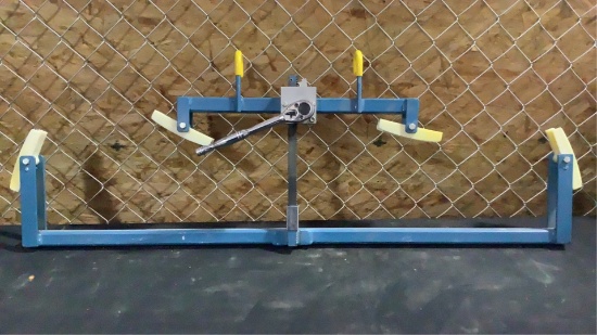 Loop Forming Tool