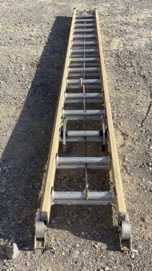 Werner 32' Fiberglass Extension Ladder