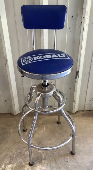 Kobalt Stool