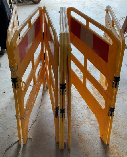 (8) 39" Barricade Sections