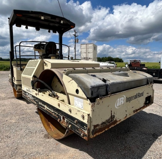 Ingersoll-Rand Vibratory Asphalt Compactor DD-130