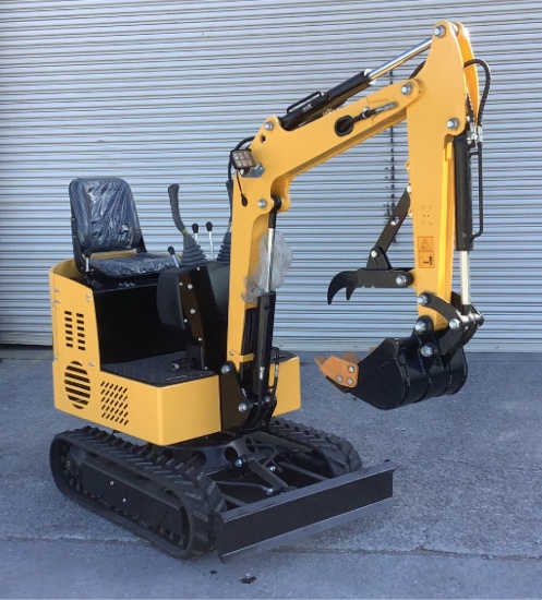 2024 Land Hero Gas Powered Mini Excavator KV16