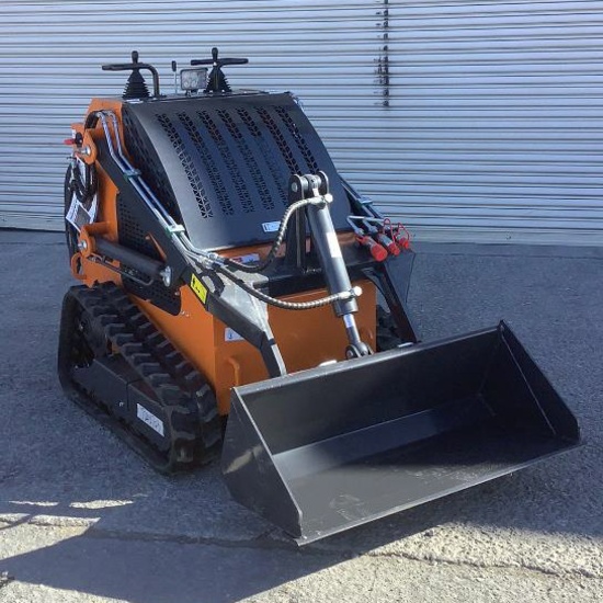 Land Hero Gas Powered Mini Skid Steer LDH-T460