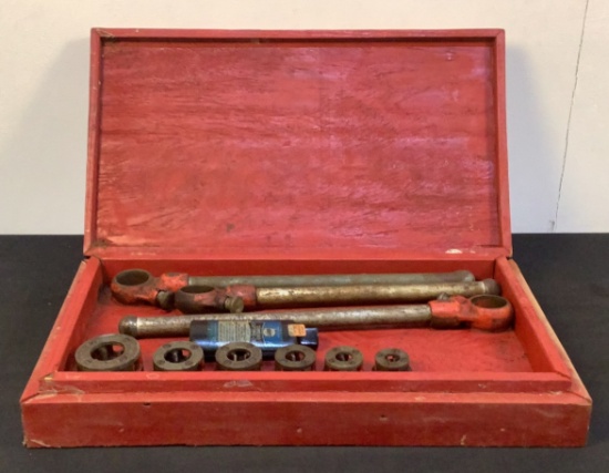 Manual Pipe Threading Set