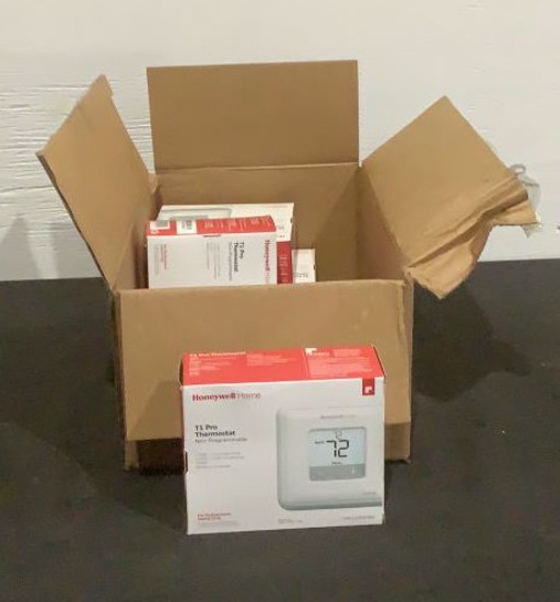 (5) Honeywell Thermostats THT1110D2009
