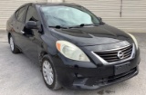 2013 Nissan Versa S FWD