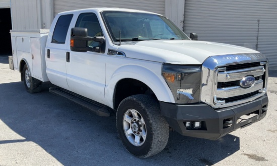 2013 Ford F-250 SD Utility Truck 4X4