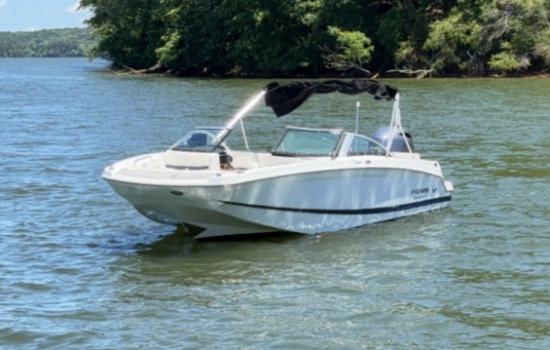 2020 Four Winns HD200