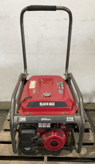 Black Max 7000W Gas Powered Generator