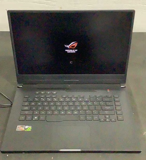 Republic Gamer Gaming Laptop GA502D