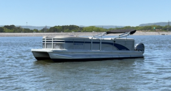 2022 Bennington S22 Pontoon OFFSITE