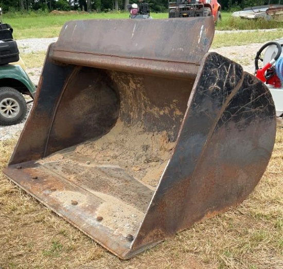 CAT 70" Front End Loader Bucket Attachment