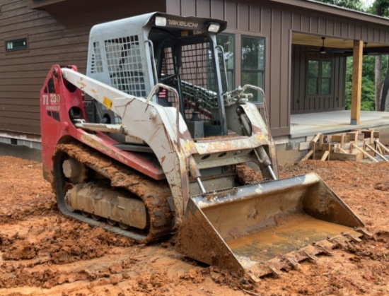 2013 Takeuchi Skid Steer TL230 OFFSITE