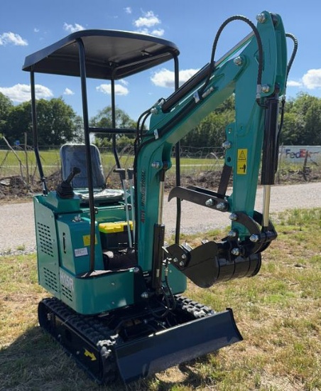 2025 AGT Gas Powered Mini Excavator H15R