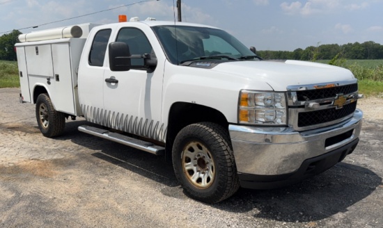2013 Chevrolet Silverado 3500HD Utility Truck 4X2