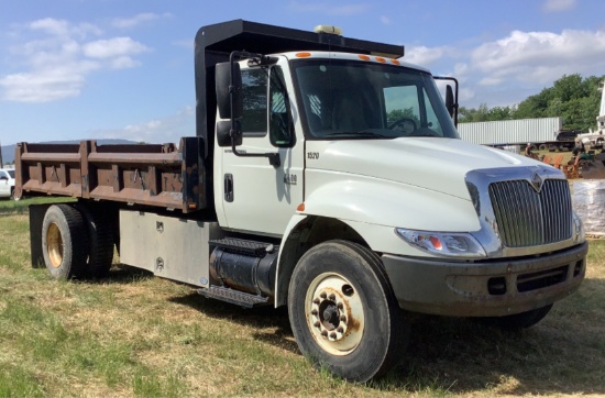 2004 International 4400 SBA Dump Truck 4X2