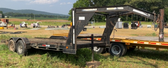 2002 P & T 16' Gooseneck Trailer