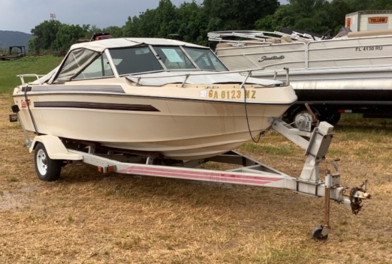 1983 Glasport 17’ Boat