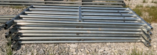 (7 Times the Bid) 10’ Heavy Duty Steel Corral Pane