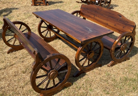 Wooden Wagon Wheel Picnic Table