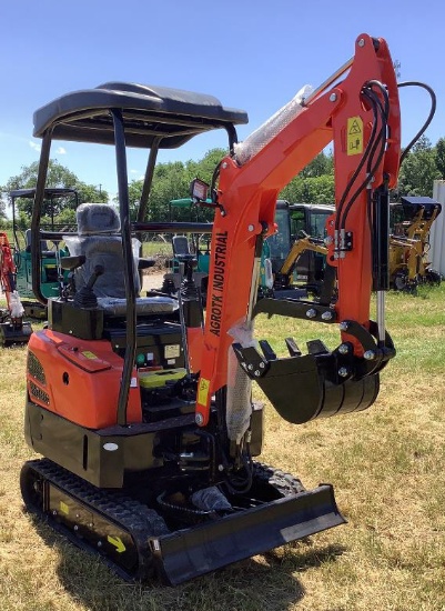 2025 AGT Diesel Mini Excavator YNT18