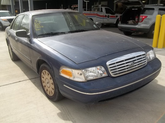 2004 Ford Crown Victoria